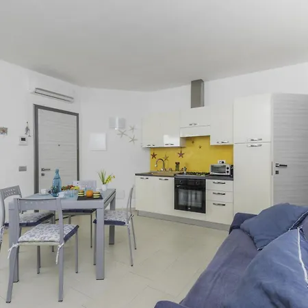 Starfish 300m From The - Happy Appartement Golfo Aranci